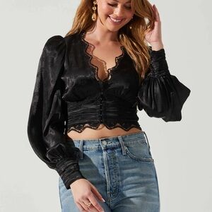 ASTR Top Elegant Black Women's Top Revolve